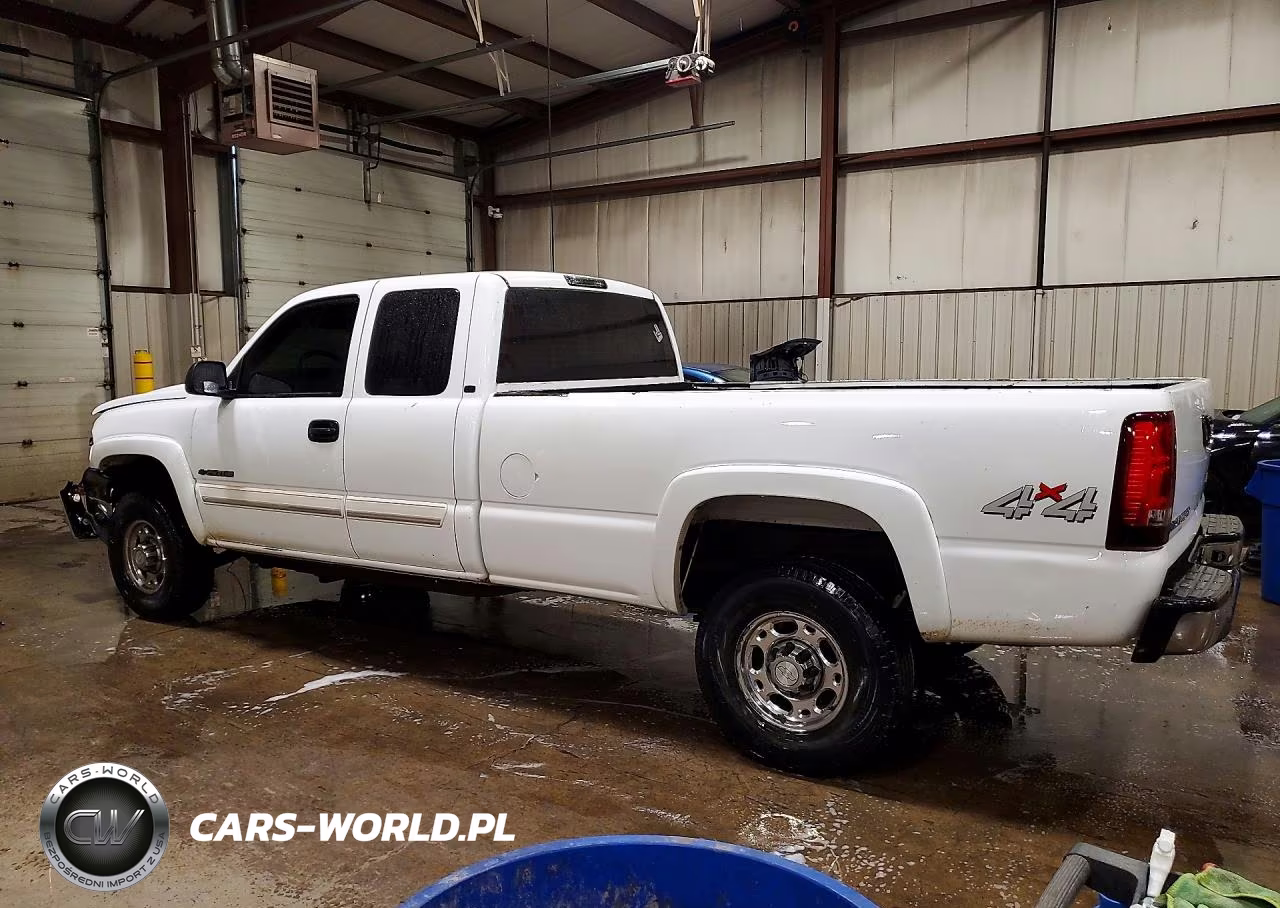 2005 Chevrolet Silverado K2500 Heavy Duty VIN:1GCHK29U05E299658 - 2