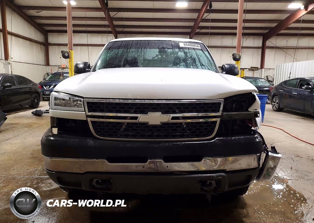 2005 Chevrolet Silverado K2500 Heavy Duty VIN:1GCHK29U05E299658 - 5