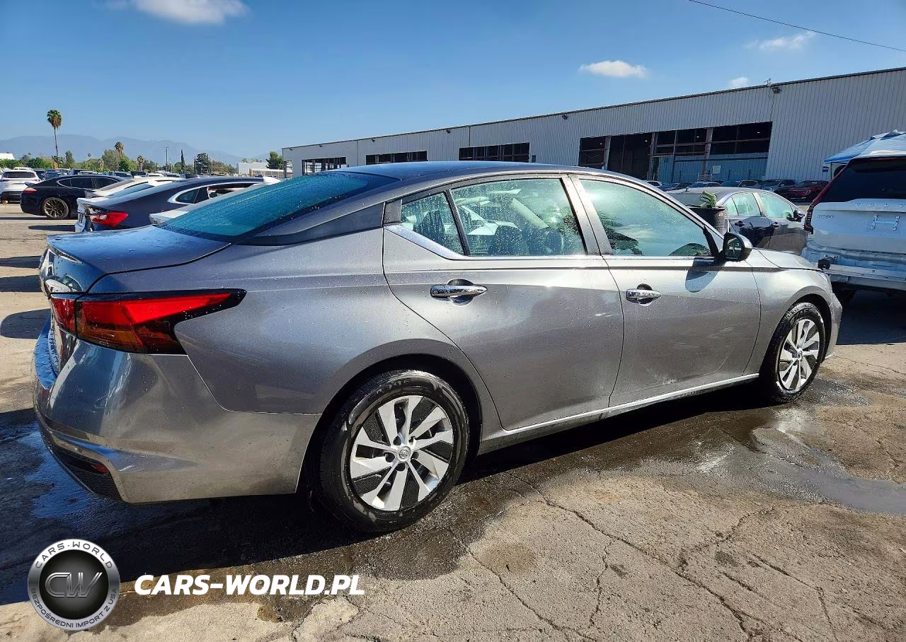 2023 Nissan Altima S VIN:1N4BL4BVXPN376529 - 3