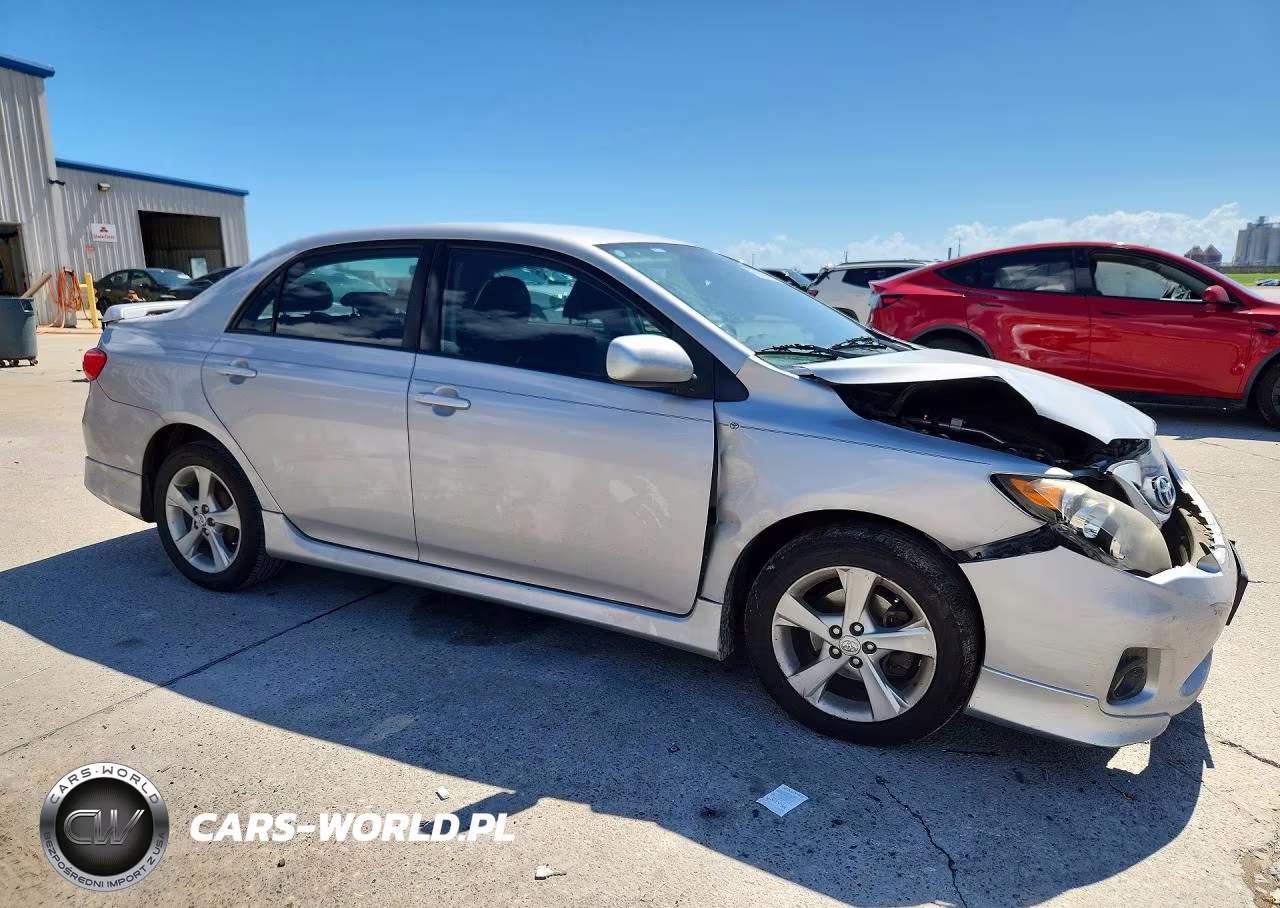 2011 Toyota Corolla S VIN:2T1BU4EE1BC706296 - 4