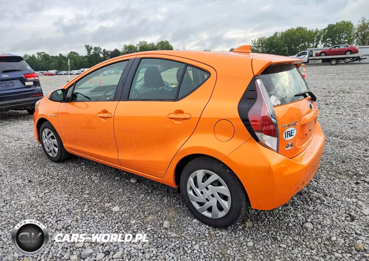 2015 Toyota Prius C Two VIN:JTDKDTB33F1090608 - 2