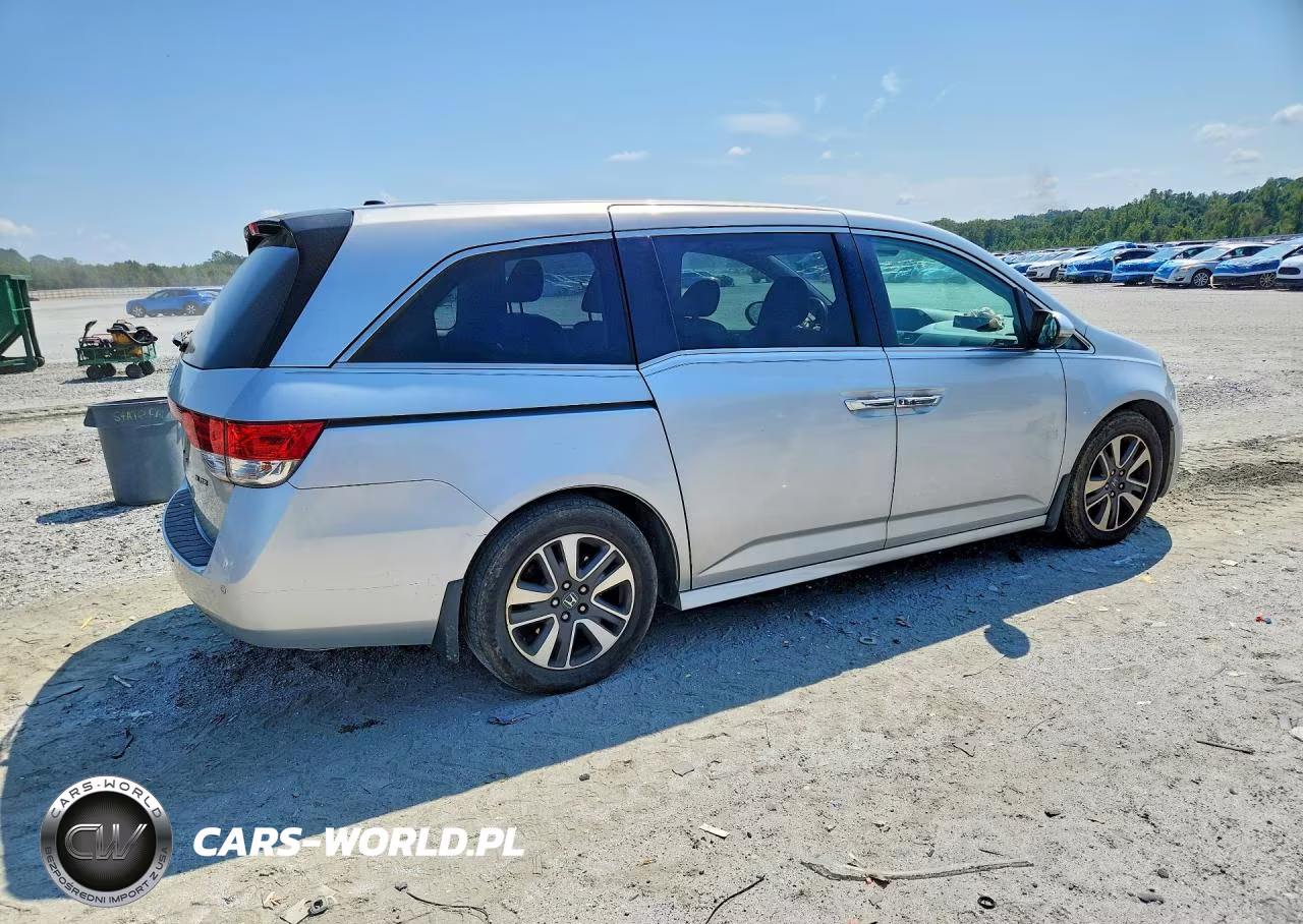 2014 Honda Odyssey Touring VIN:5FNRL5H92EB100978 - 3