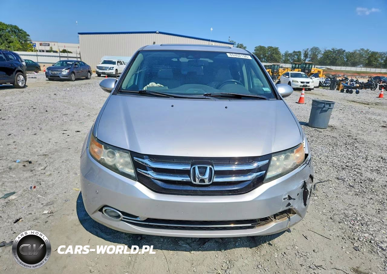 2014 Honda Odyssey Touring VIN:5FNRL5H92EB100978 - 5
