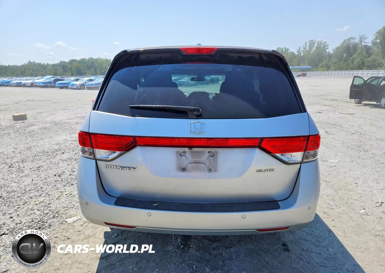 2014 Honda Odyssey Touring VIN:5FNRL5H92EB100978 - 6