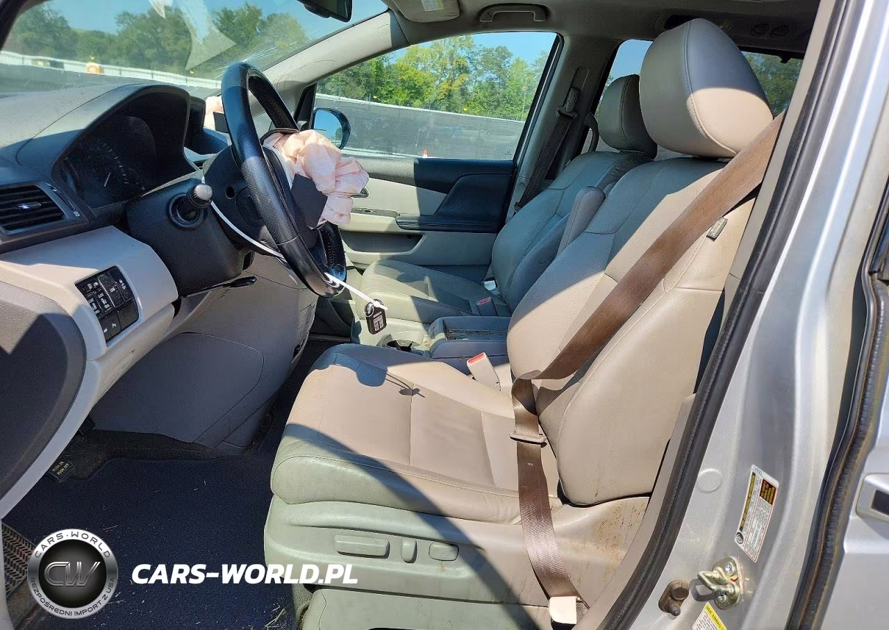2014 Honda Odyssey Touring VIN:5FNRL5H92EB100978 - 7