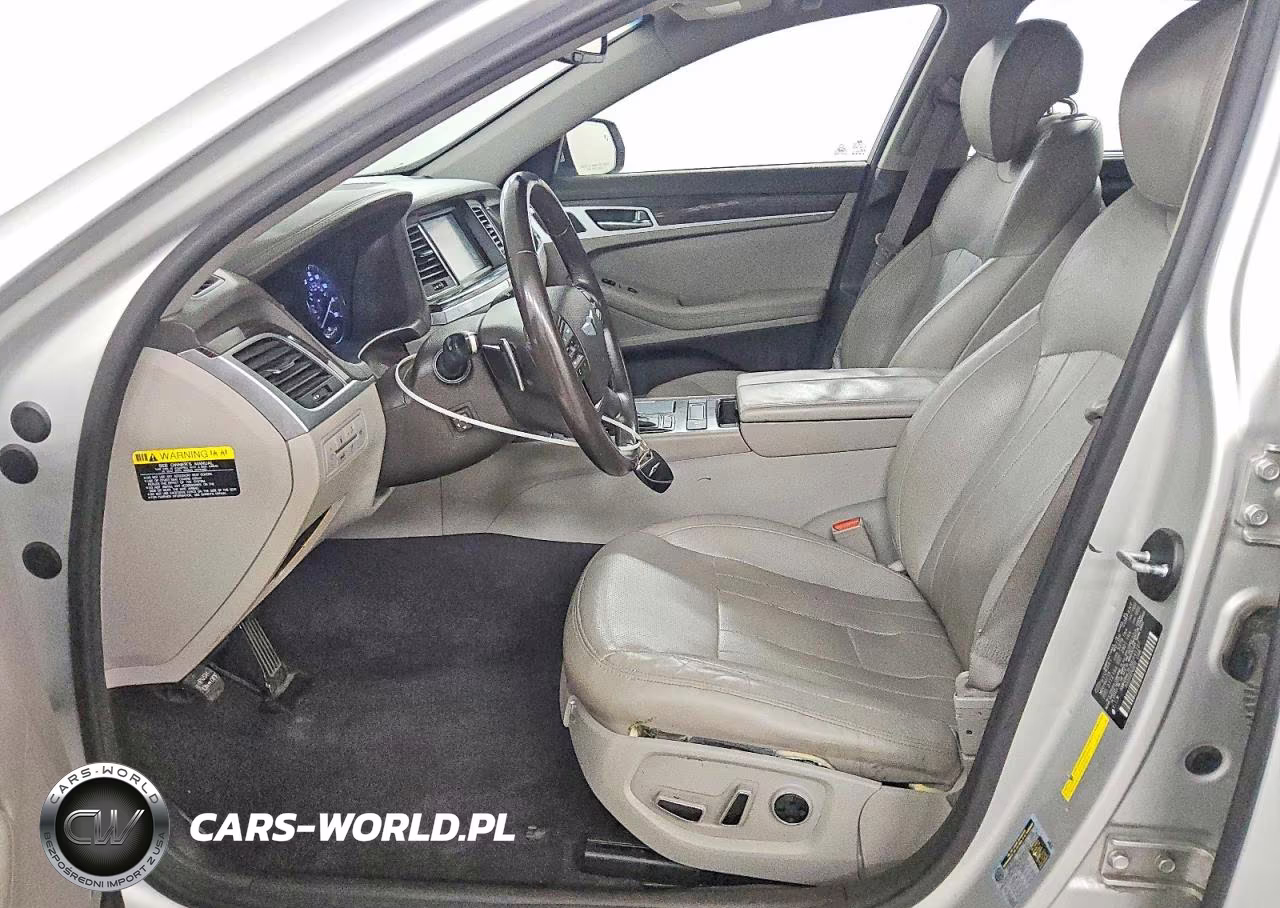 2016 Hyundai Genesis 3.8L VIN:KMHGN4JE3GU141127 - 7