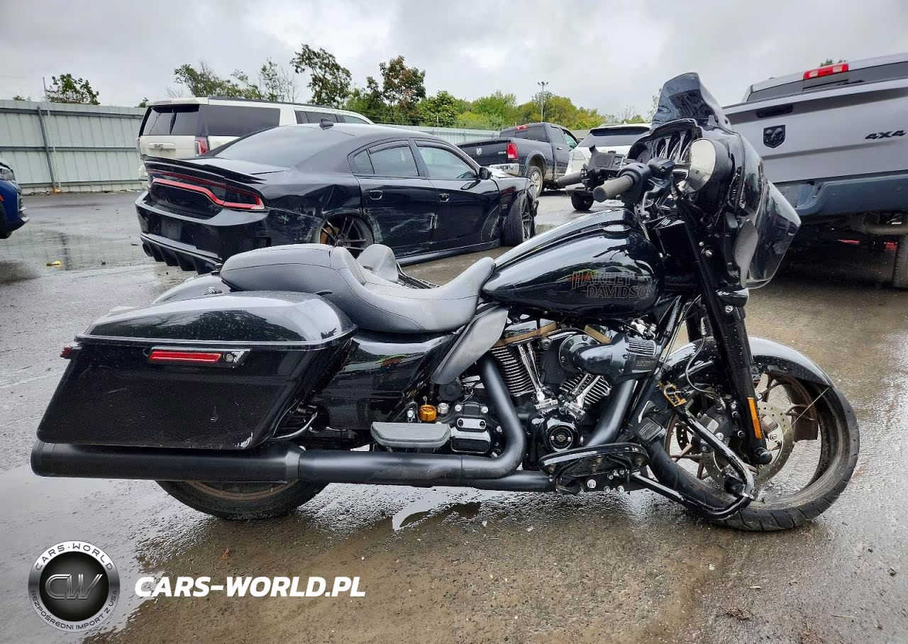 2022 Harley-Davidson Flhxst