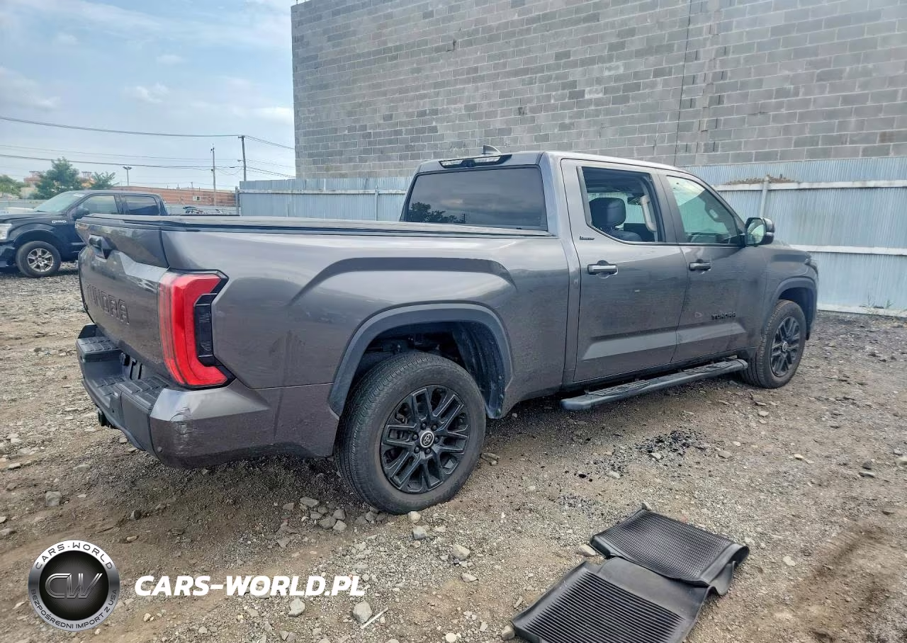 2024 Toyota Tundra Limited VIN:5TFWA5EC1RX033617 - 3