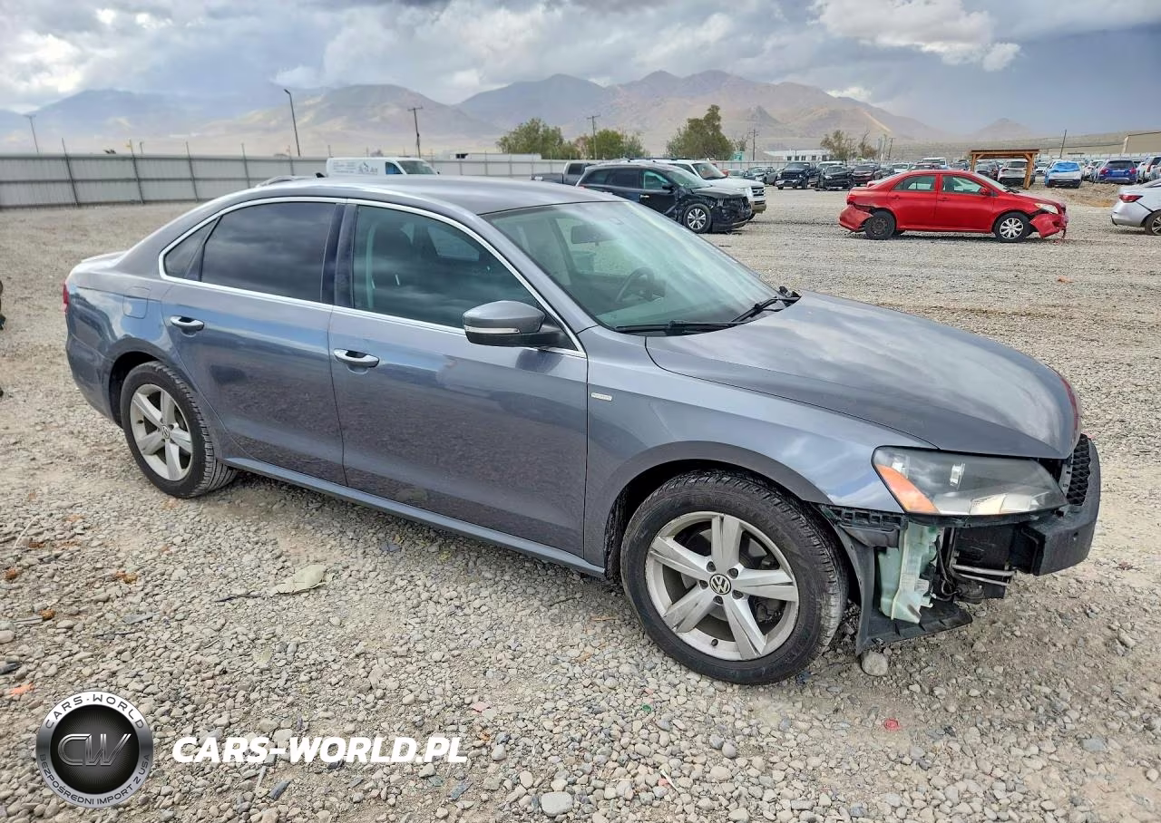 2014 Volkswagen Passat S VIN:1VWAT7A35EC021460 - 4