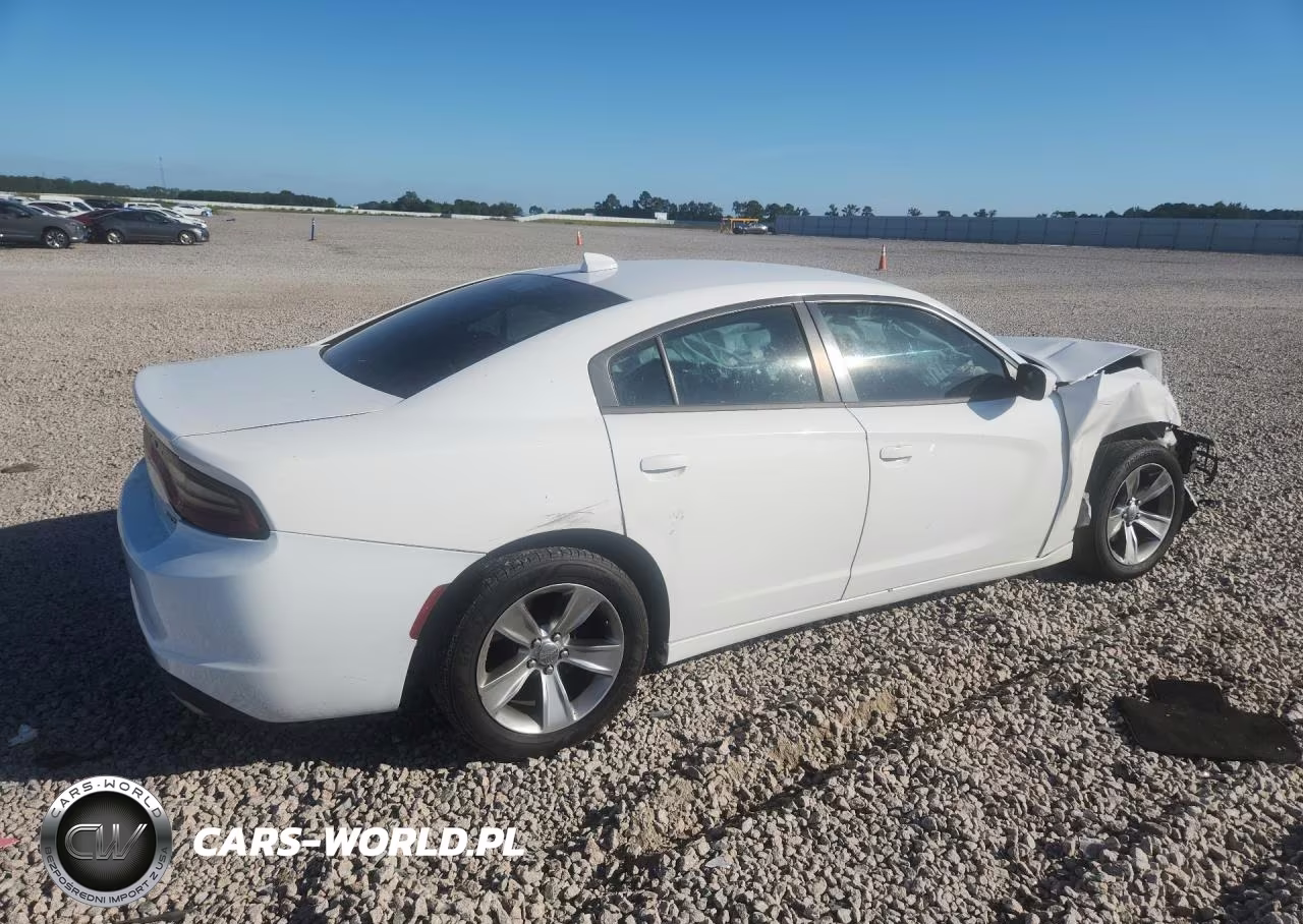 2015 Dodge Charger Sxt VIN:2C3CDXHG4FH862030 - 3