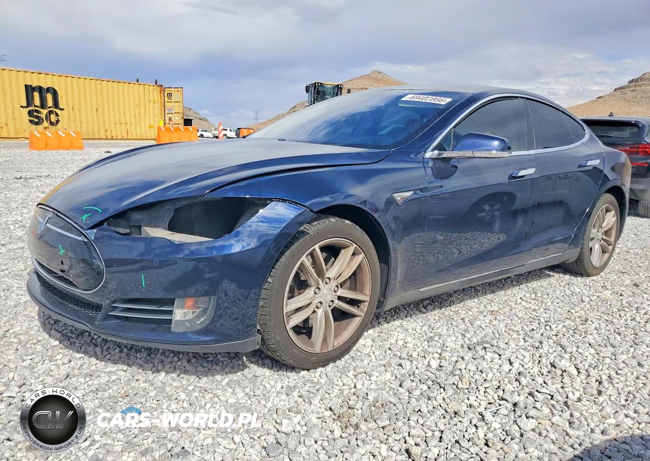 2014 Tesla Model S VIN:5YJSA1S11EFP49948 - 1