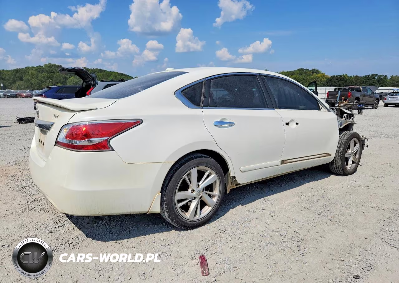 2015 Nissan Altima 2.5 Sv VIN:1N4AL3AP1FC100209 - 3