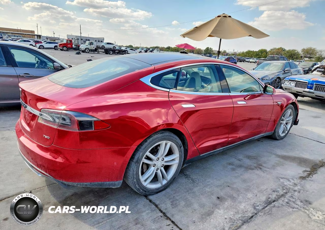 2014 Tesla Model S VIN:5YJSA1H1XEFP30368 - 3
