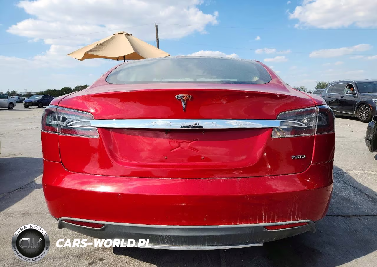 2014 Tesla Model S VIN:5YJSA1H1XEFP30368 - 6