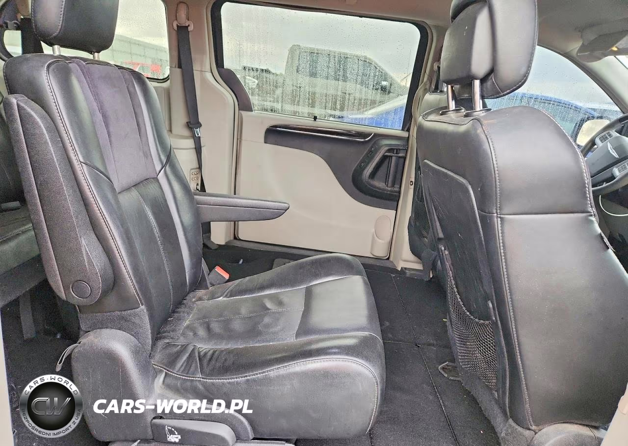 2012 Chrysler Town & Country Limited VIN:2C4RC1GG5CR218064 - 11