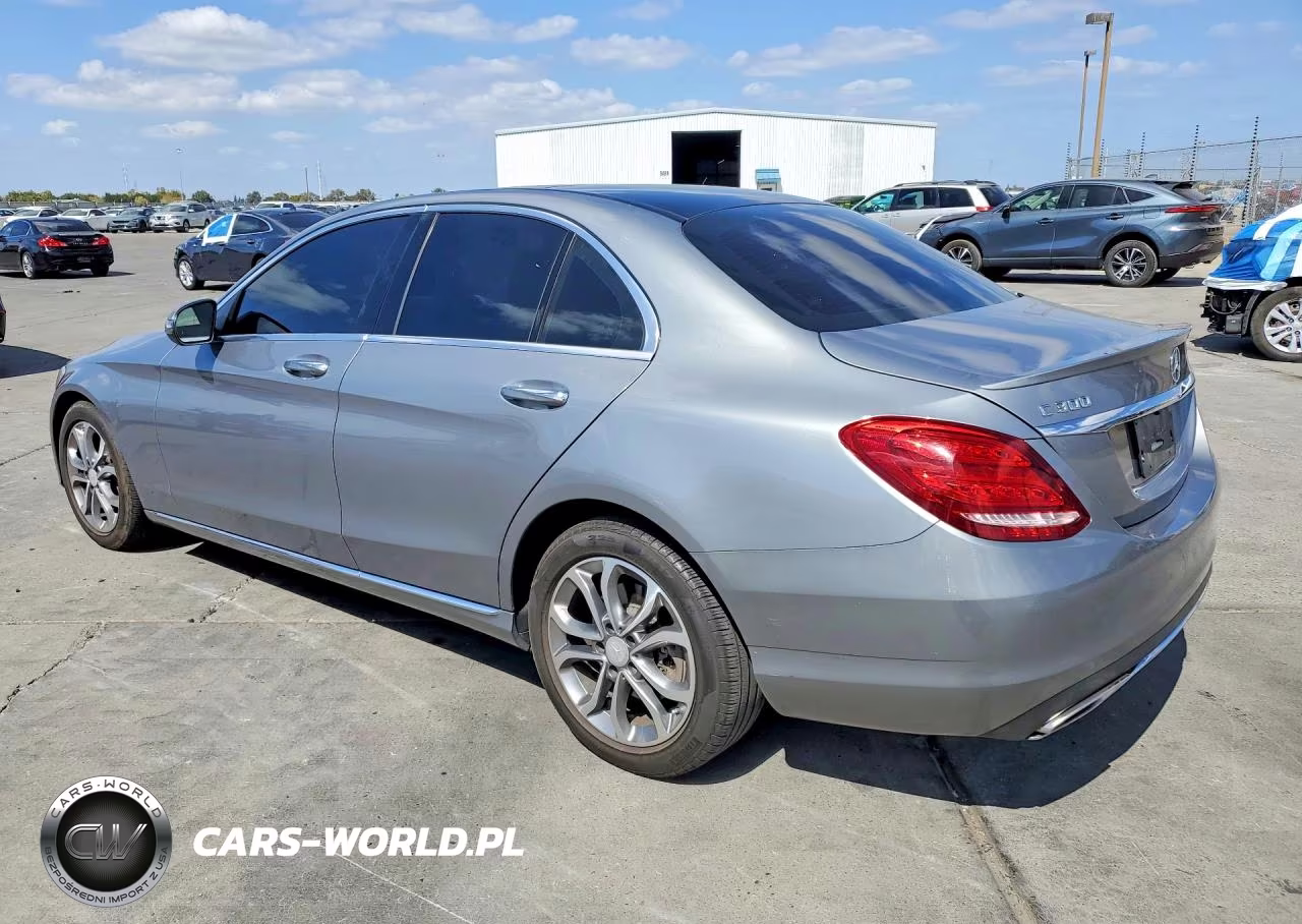 2016 Mercedes-Benz C 300 VIN:55SWF4JB6GU112957 - 2