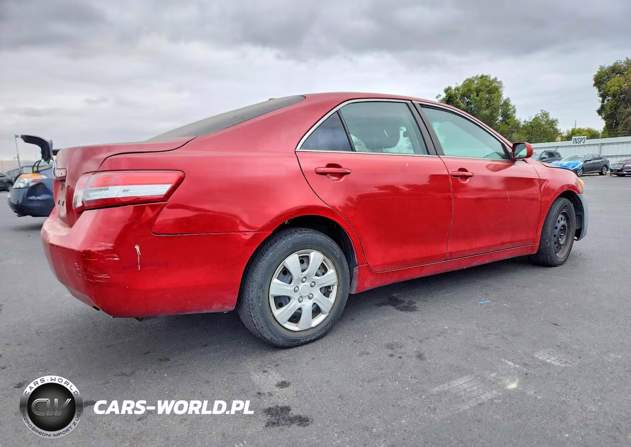 2010 Toyota Camry Le VIN:4T1BF3EK6AU052967 - 3