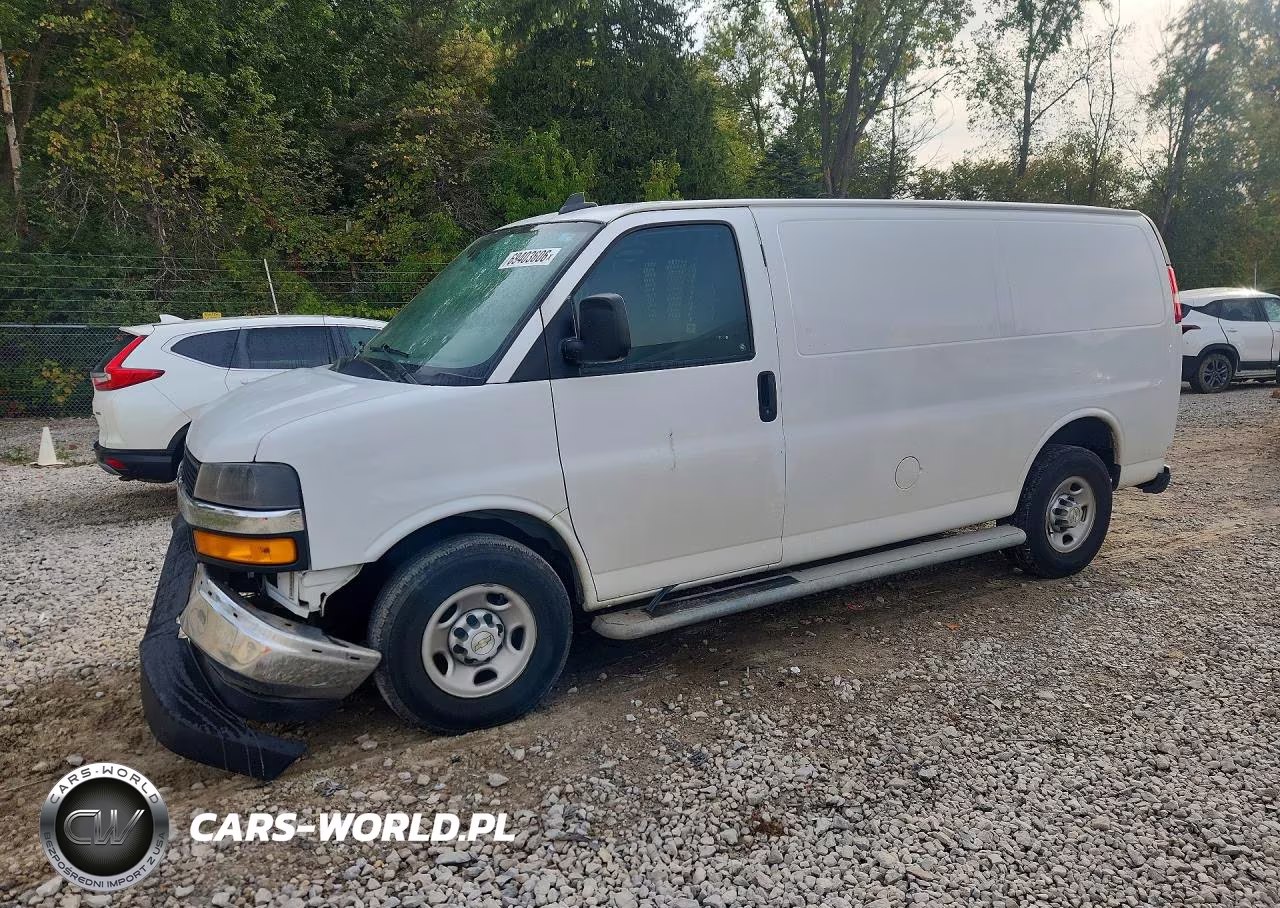 2022 Chevrolet Express G2500 VIN:1GCWGAFP1N1162611 - 1