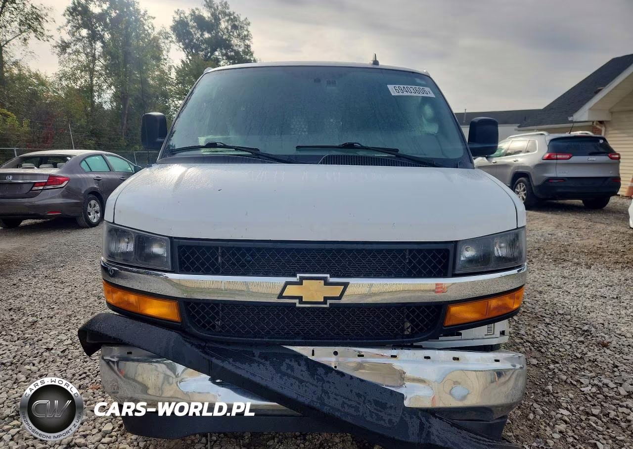 2022 Chevrolet Express G2500 VIN:1GCWGAFP1N1162611 - 5