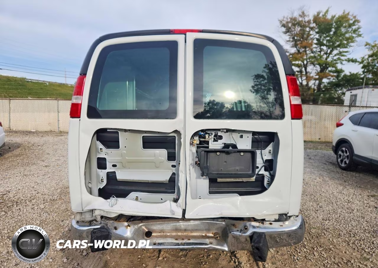 2022 Chevrolet Express G2500 VIN:1GCWGAFP1N1162611 - 6