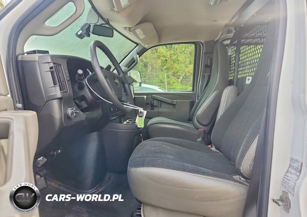 2022 Chevrolet Express G2500 VIN:1GCWGAFP1N1162611 - 7