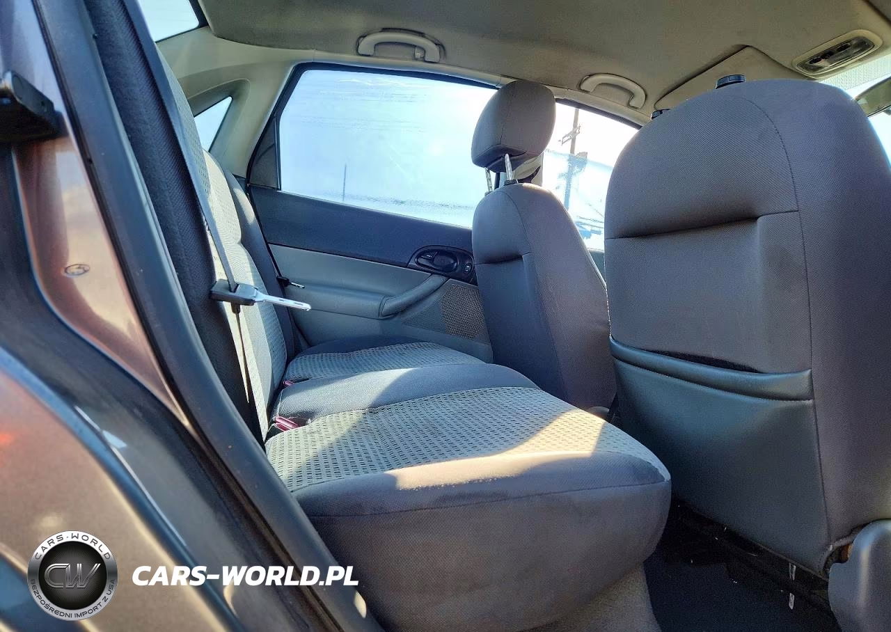 2007 Ford Focus Zx4 VIN:1FAFP34N17W108010 - 10