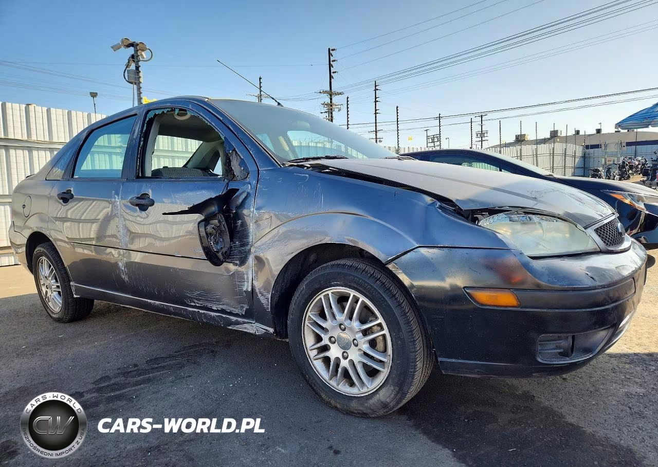2007 Ford Focus Zx4 VIN:1FAFP34N17W108010 - 4