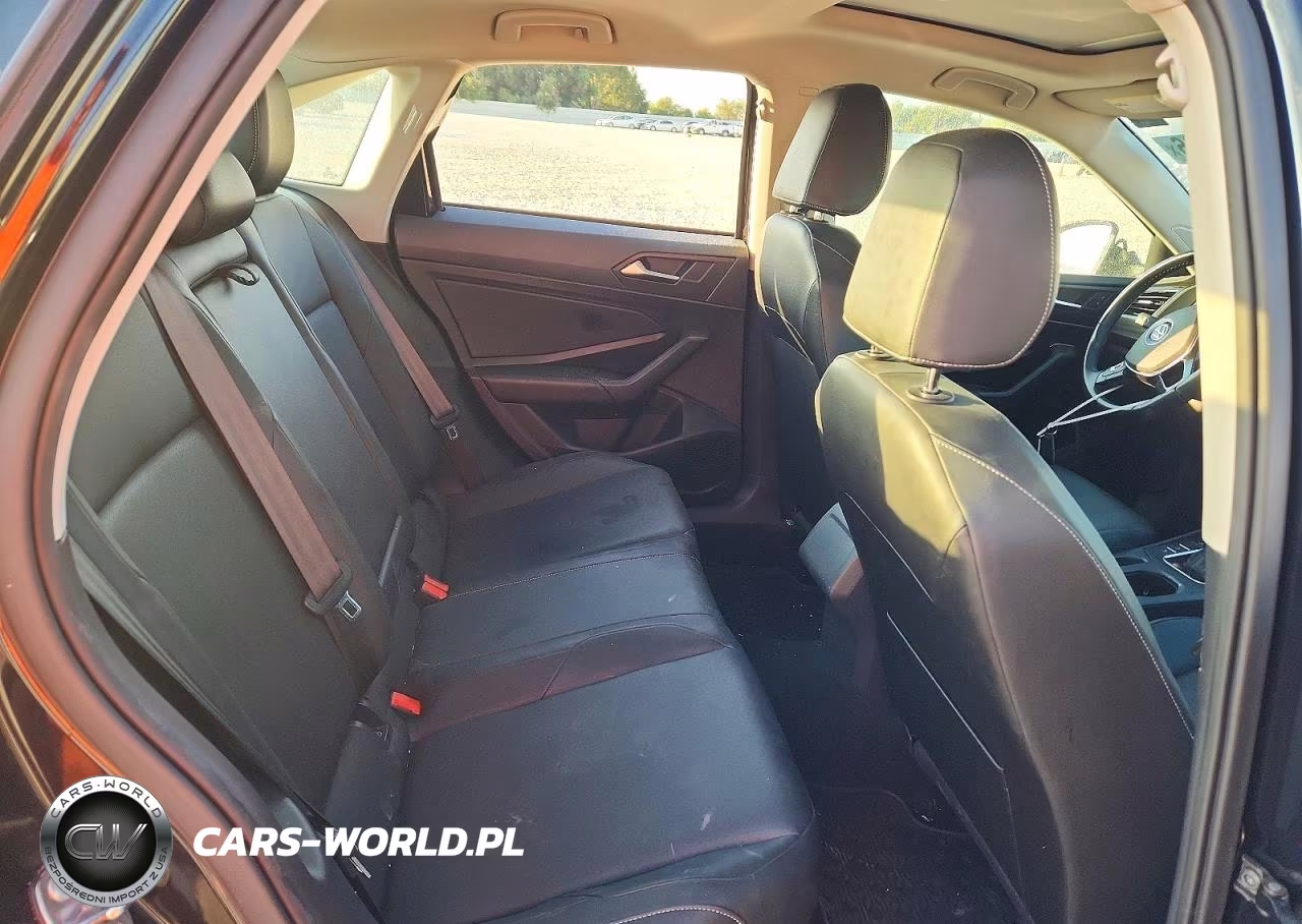 2019 Volkswagen Jetta Sel VIN:3VWE57BU1KM086660 - 10