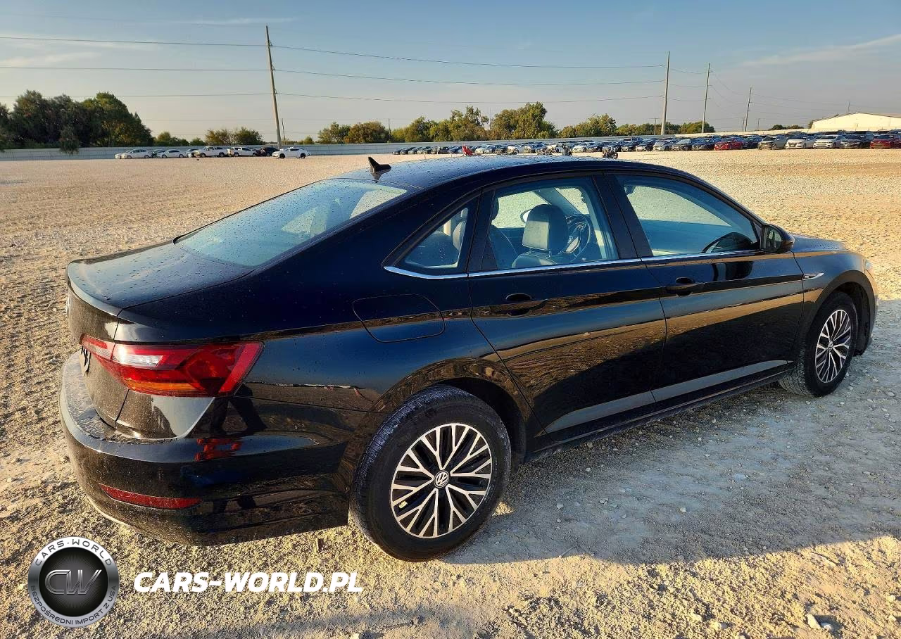 2019 Volkswagen Jetta Sel VIN:3VWE57BU1KM086660 - 3