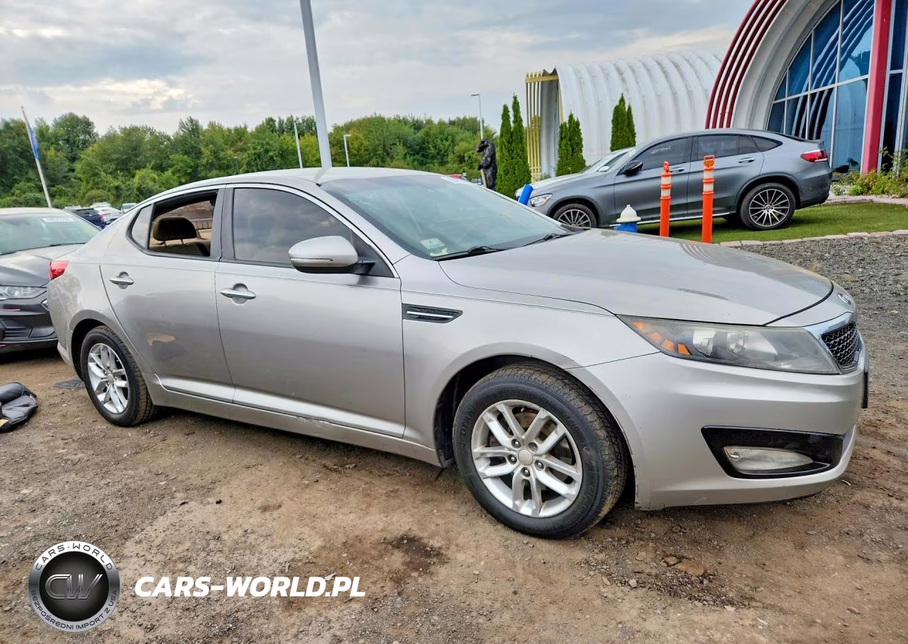 2012 Kia Optima Lx VIN:5XXGM4A76CG083734 - 4