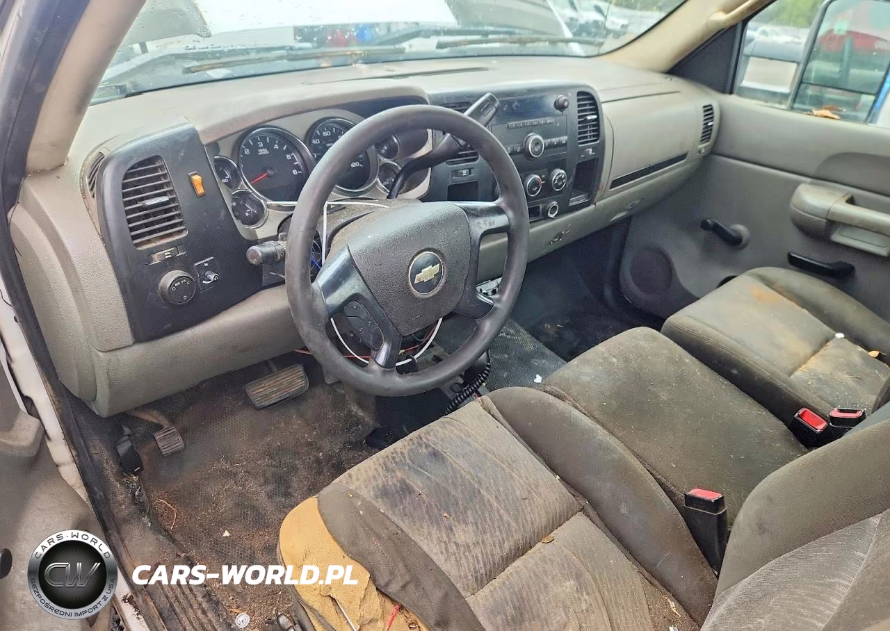 2007 Chevrolet Silverado K2500 Heavy Duty VIN:1GBHK24K27E572595 - 8