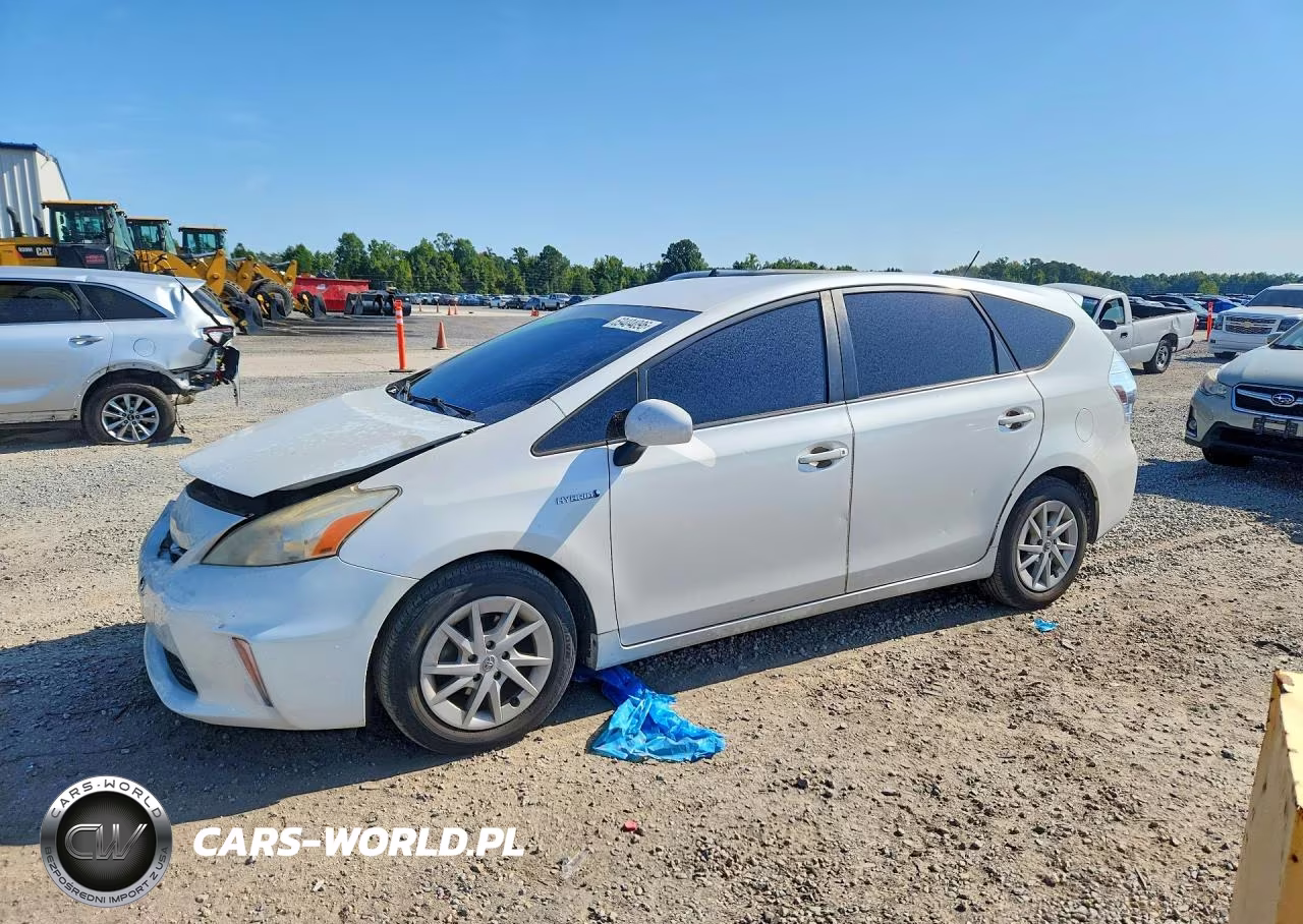 2013 Toyota Prius V Three