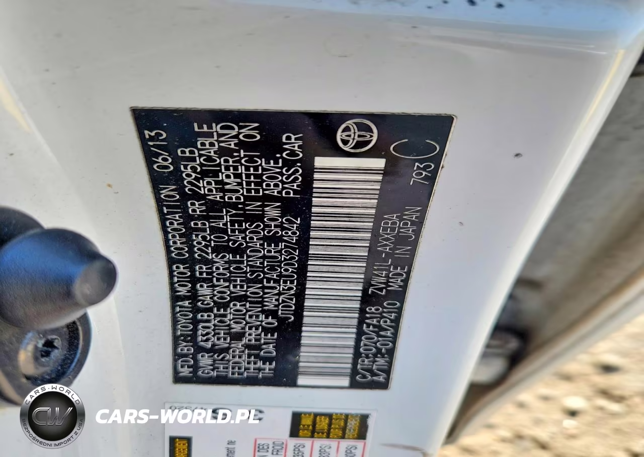 2013 Toyota Prius V Three VIN:JTDZN3EU9D3274842 - 13