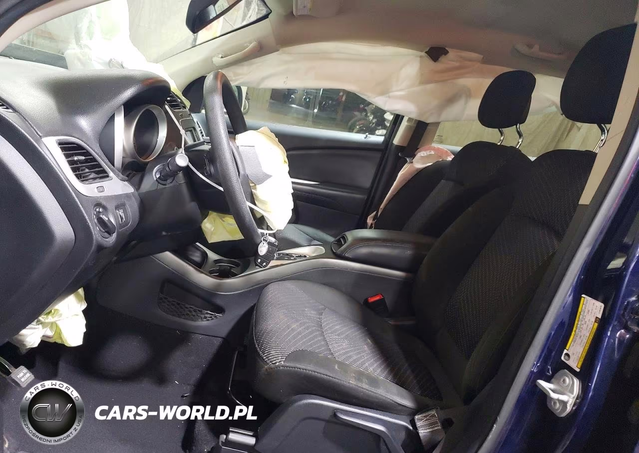 2020 Dodge Journey Se VIN:3C4PDCAB2LT201975 - 7