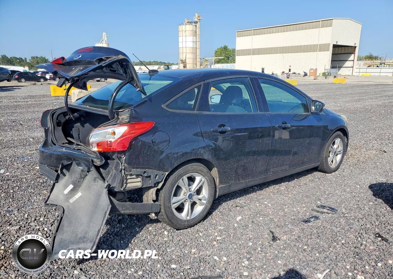 2013 Ford Focus Se VIN:1FADP3F2XDL319326 - 3