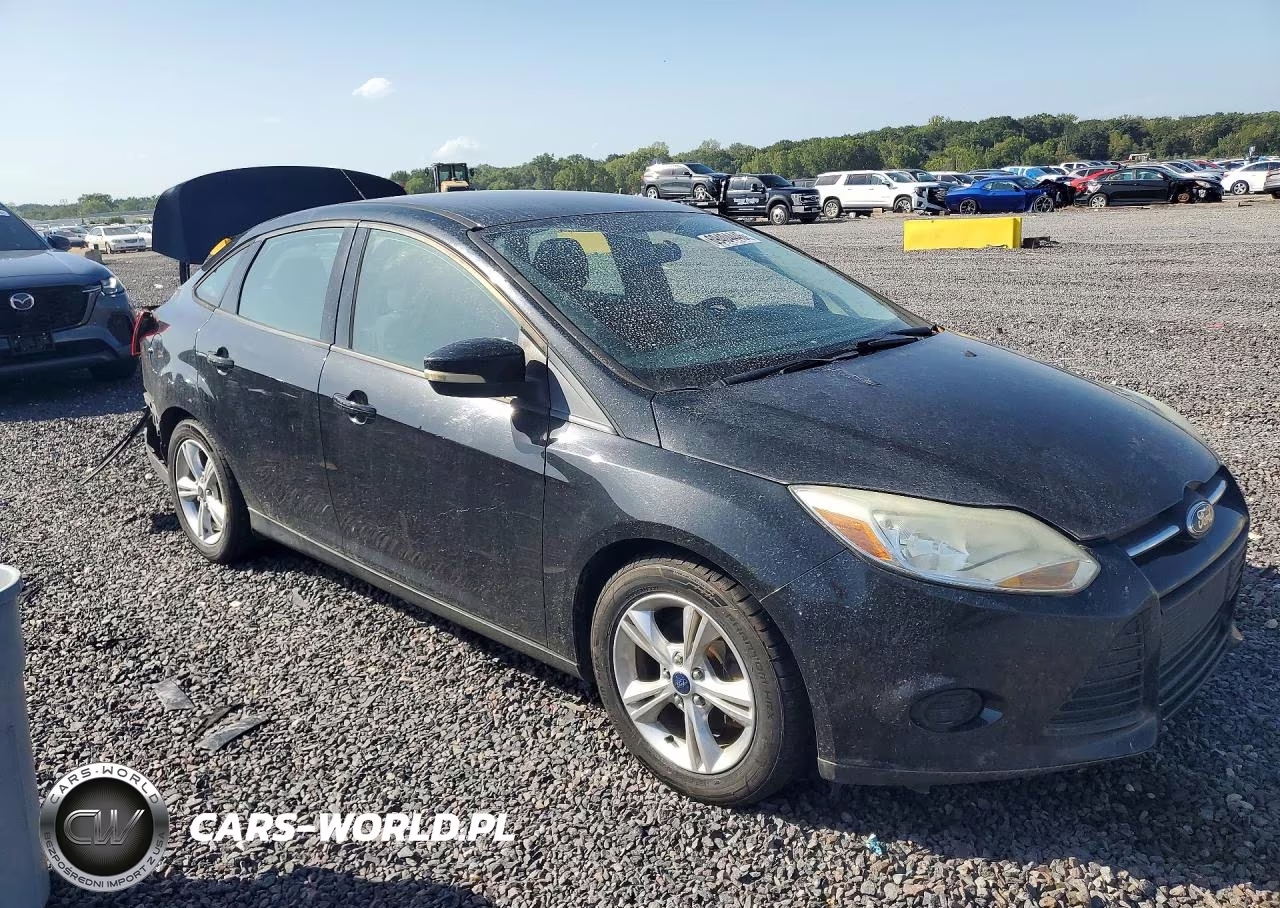 2013 Ford Focus Se VIN:1FADP3F2XDL319326 - 4