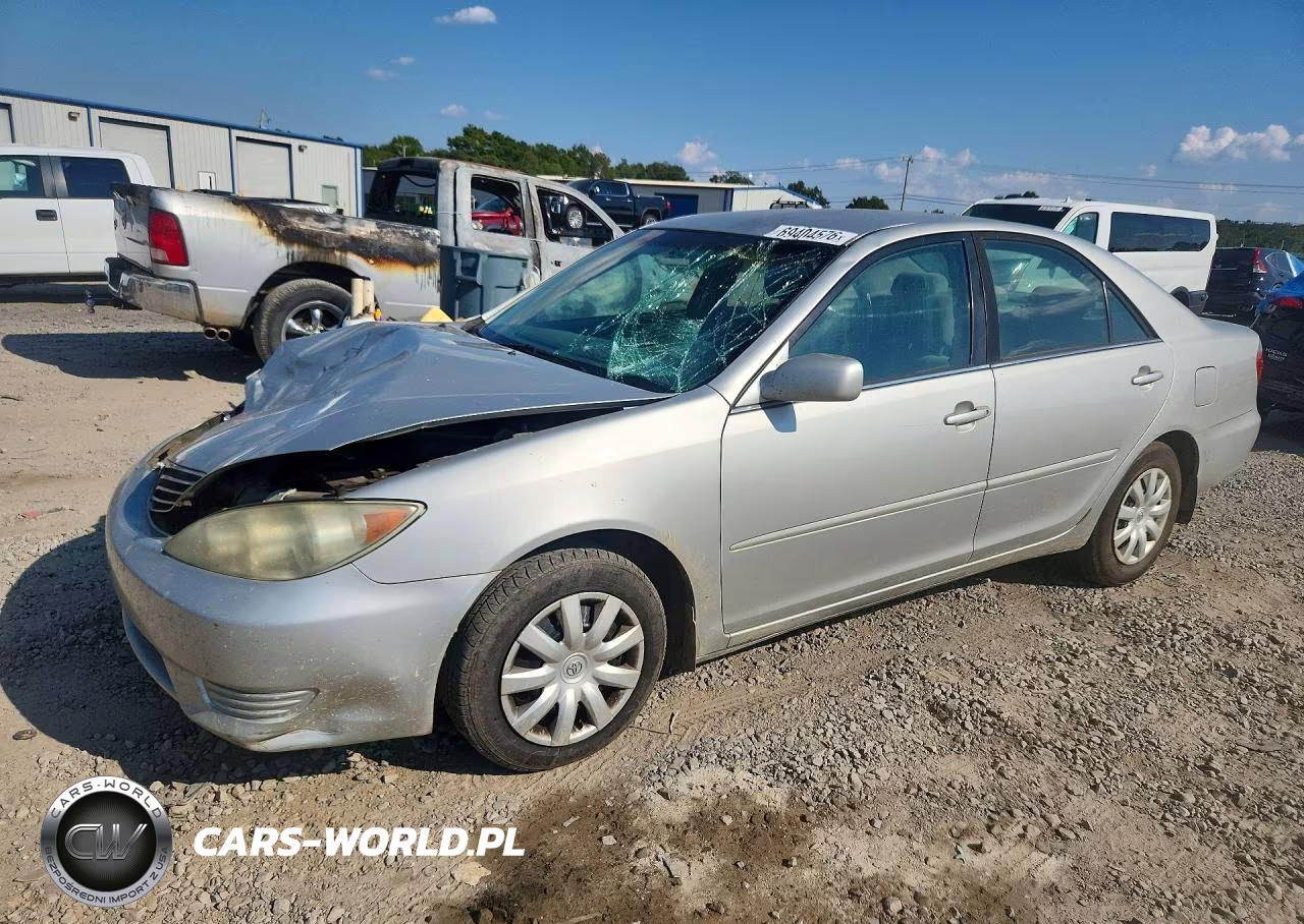 2005 Toyota Camry Le
