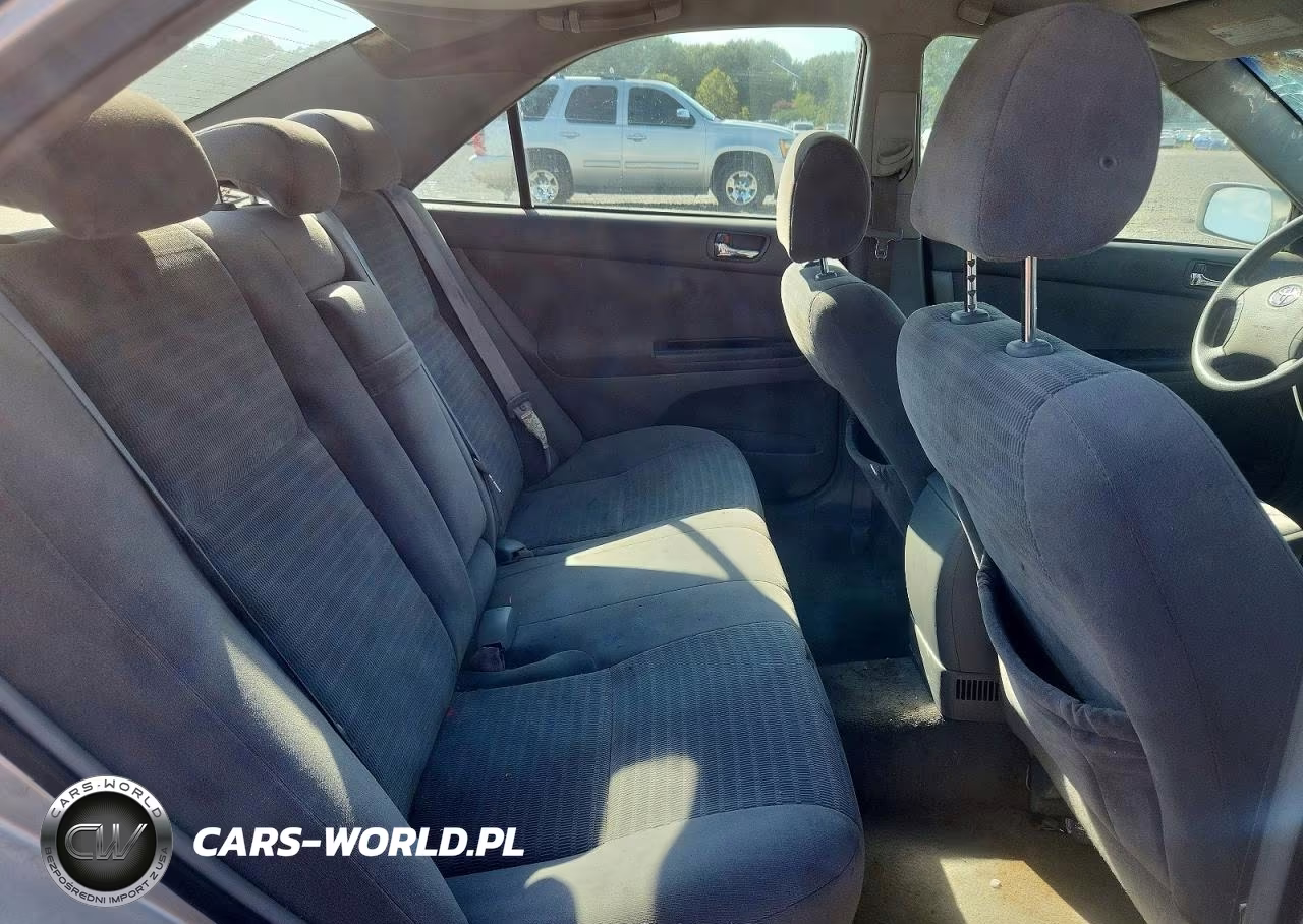 2005 Toyota Camry Le VIN:4T1BE32K45U956376 - 10