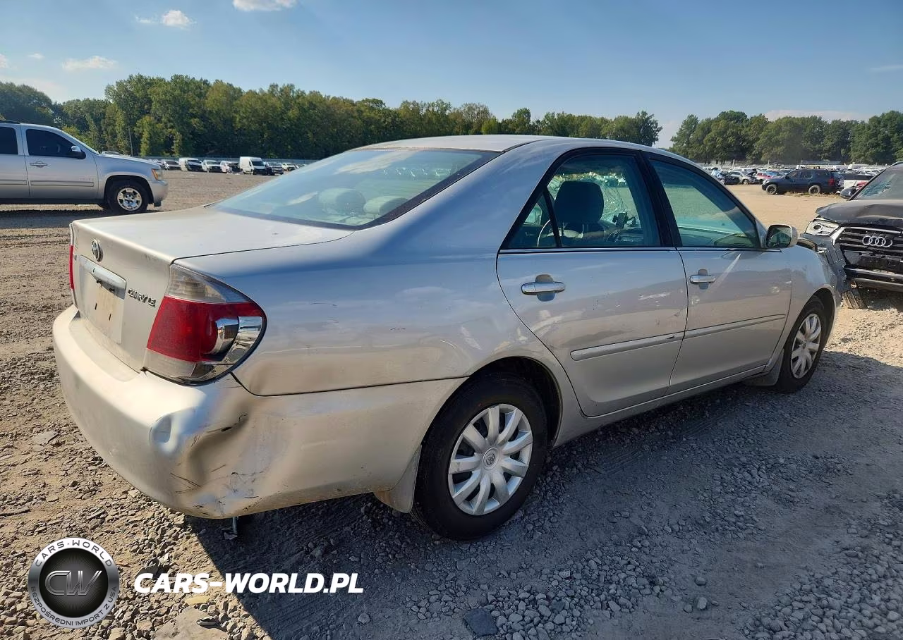 2005 Toyota Camry Le VIN:4T1BE32K45U956376 - 3