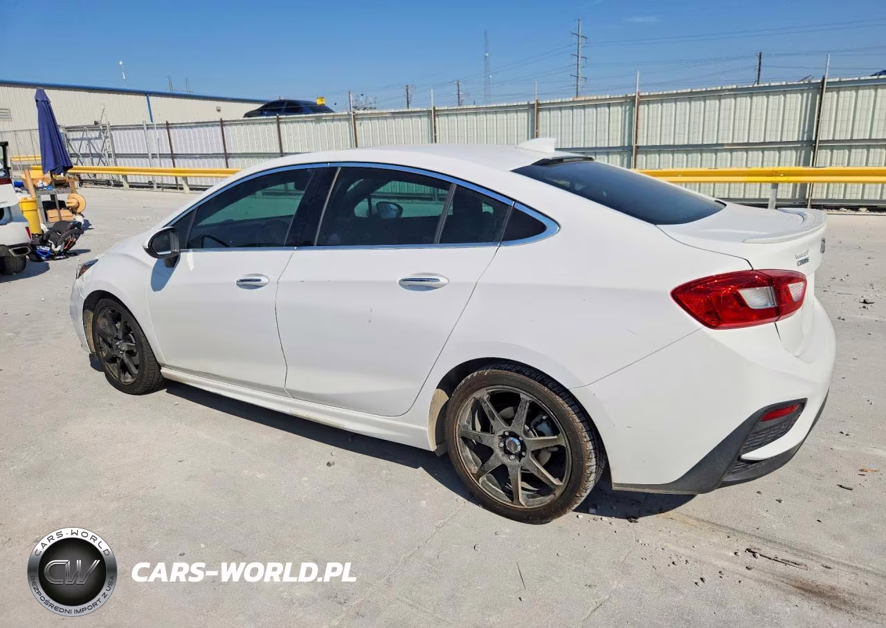 2018 Chevrolet Cruze Premier VIN:1G1BF5SM2J7181494 - 2