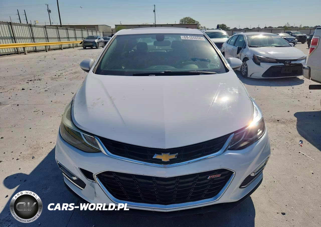 2018 Chevrolet Cruze Premier VIN:1G1BF5SM2J7181494 - 5