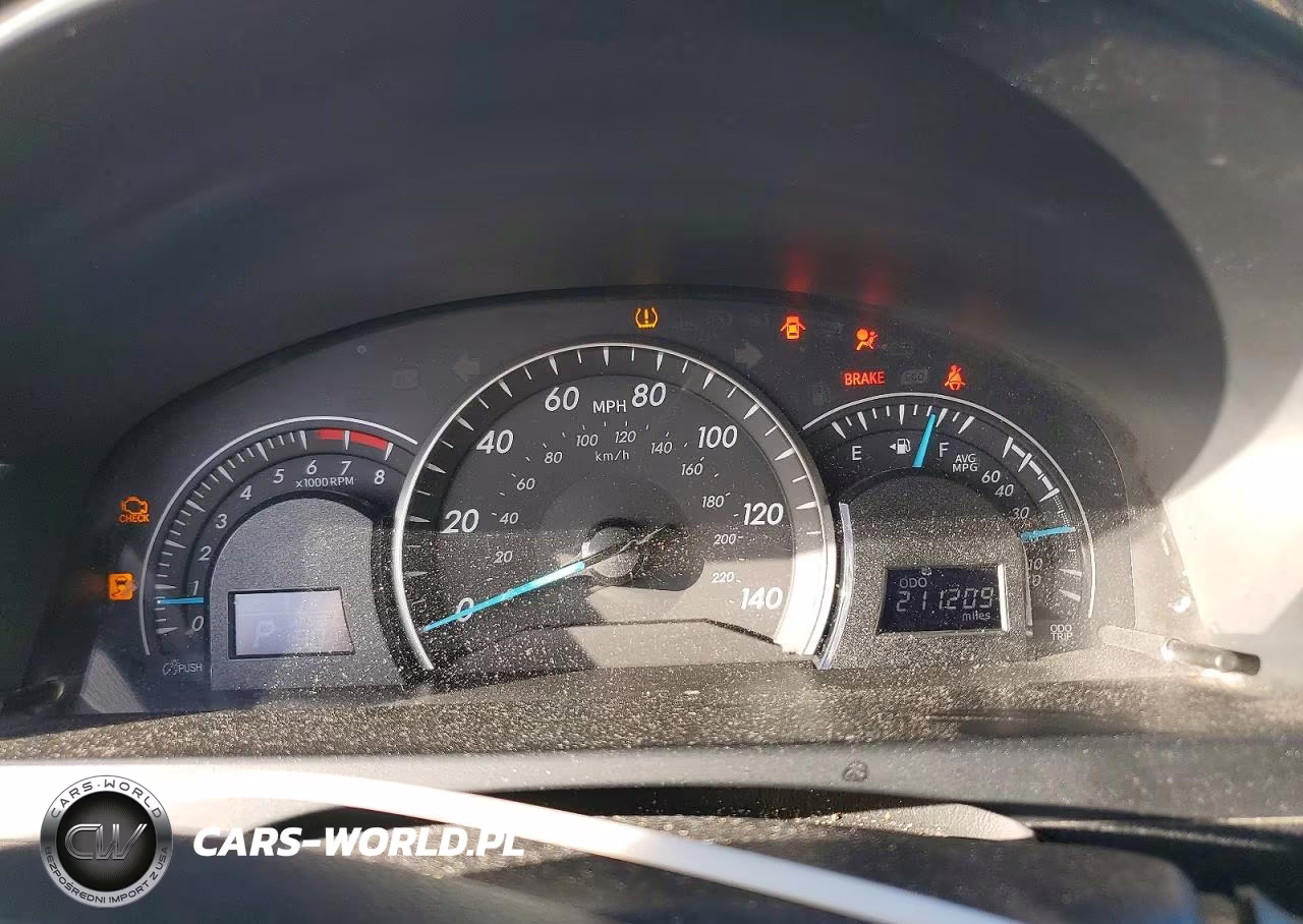 2014 Toyota Camry Le VIN:4T4BF1FK5ER380458 - 9