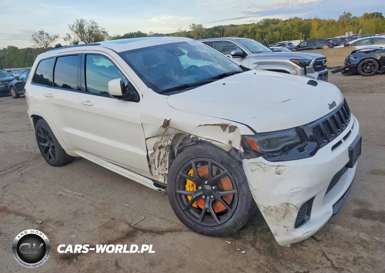 2018 Jeep Grand Cherokee Trackhawk VIN:1C4RJFN92JC278896 - 4