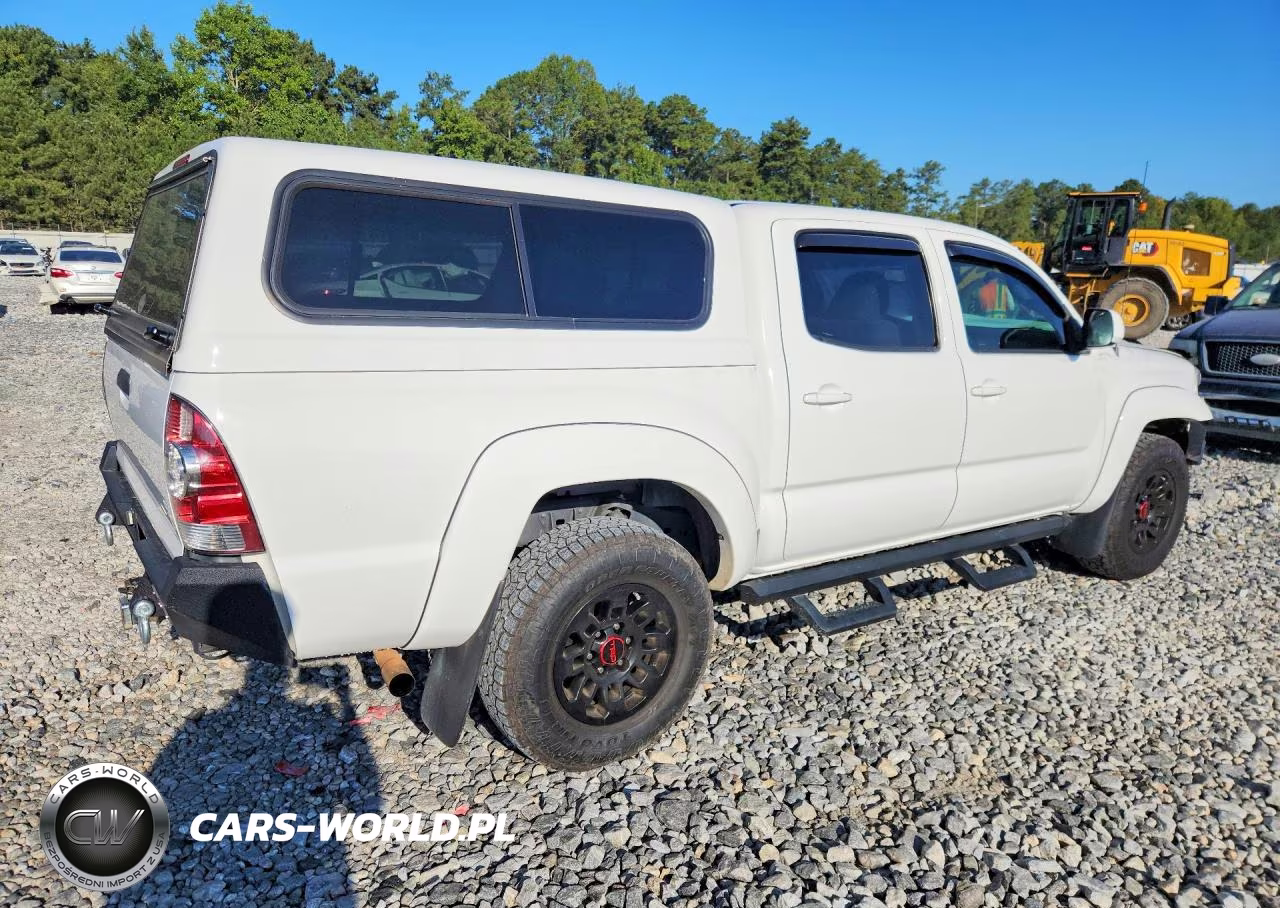 2013 Toyota Tacoma Double Cab VIN:5TFJX4GN0DX019833 - 3