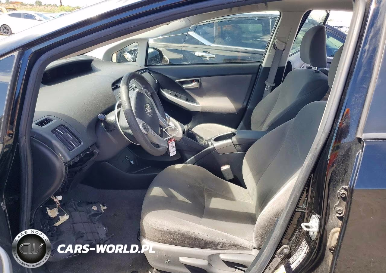 2014 Toyota Prius Three VIN:JTDKN3DU6E0360440 - 7