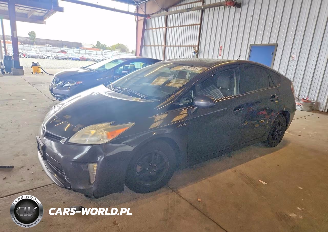 2013 Toyota Prius Two