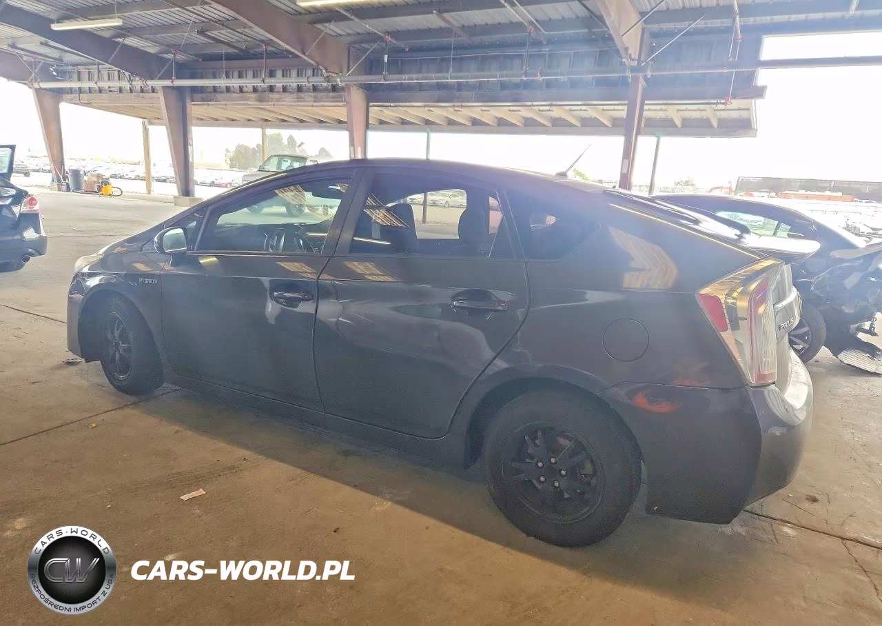 2013 Toyota Prius Two VIN:JTDKN3DU5D1628547 - 2