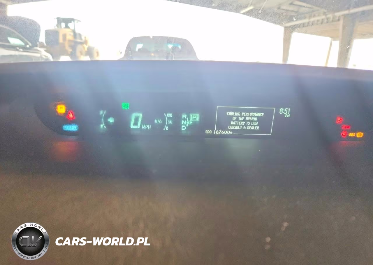 2013 Toyota Prius Two VIN:JTDKN3DU5D1628547 - 9