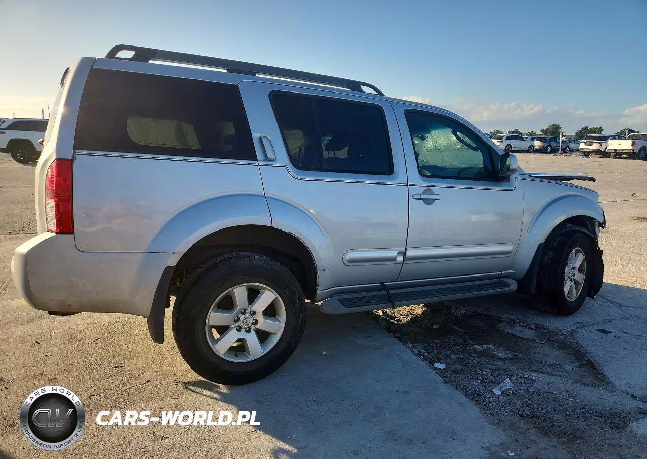 2012 Nissan Pathfinder S VIN:5N1AR1NN2CC606855 - 3