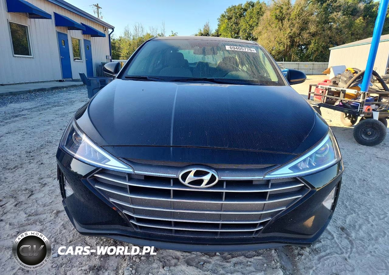 2019 Hyundai Elantra Se VIN:5NPD84LF3KH478999 - 5